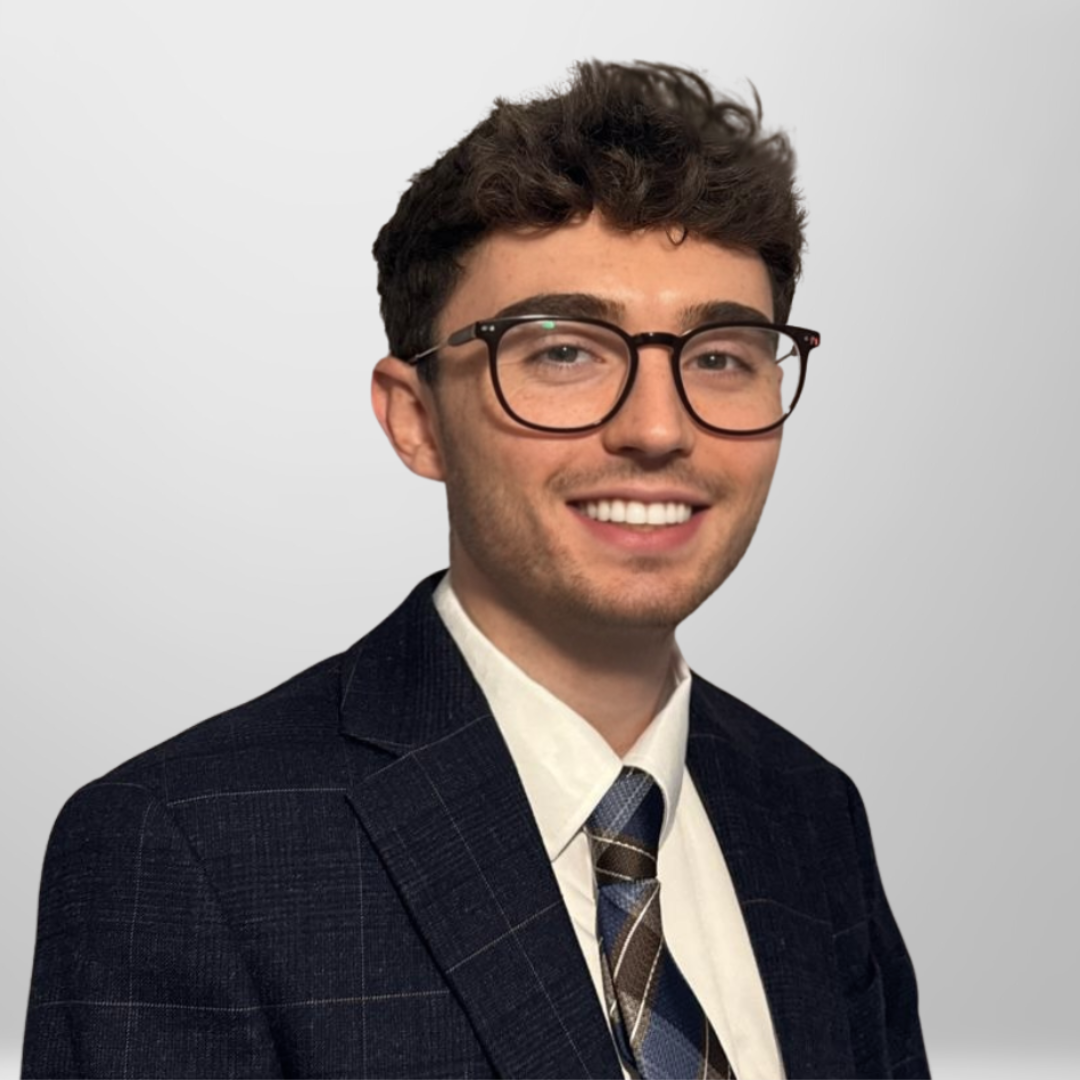 Taylor - Marketing Manager